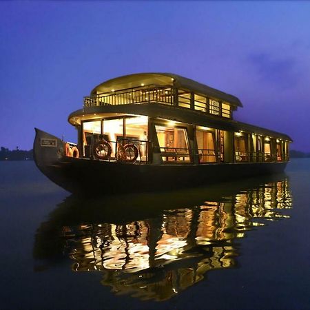 Hotel Cosy Premium Houseboats Alappuzha Exterior foto