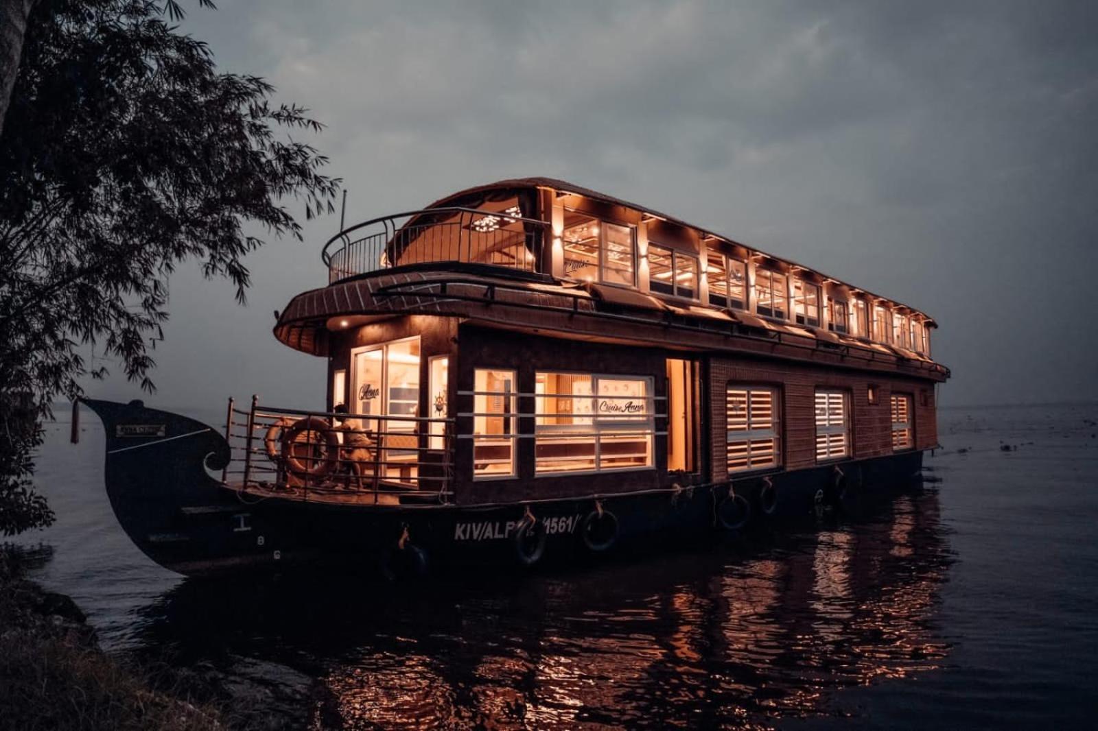 Hotel Cosy Premium Houseboats Alappuzha Exterior foto