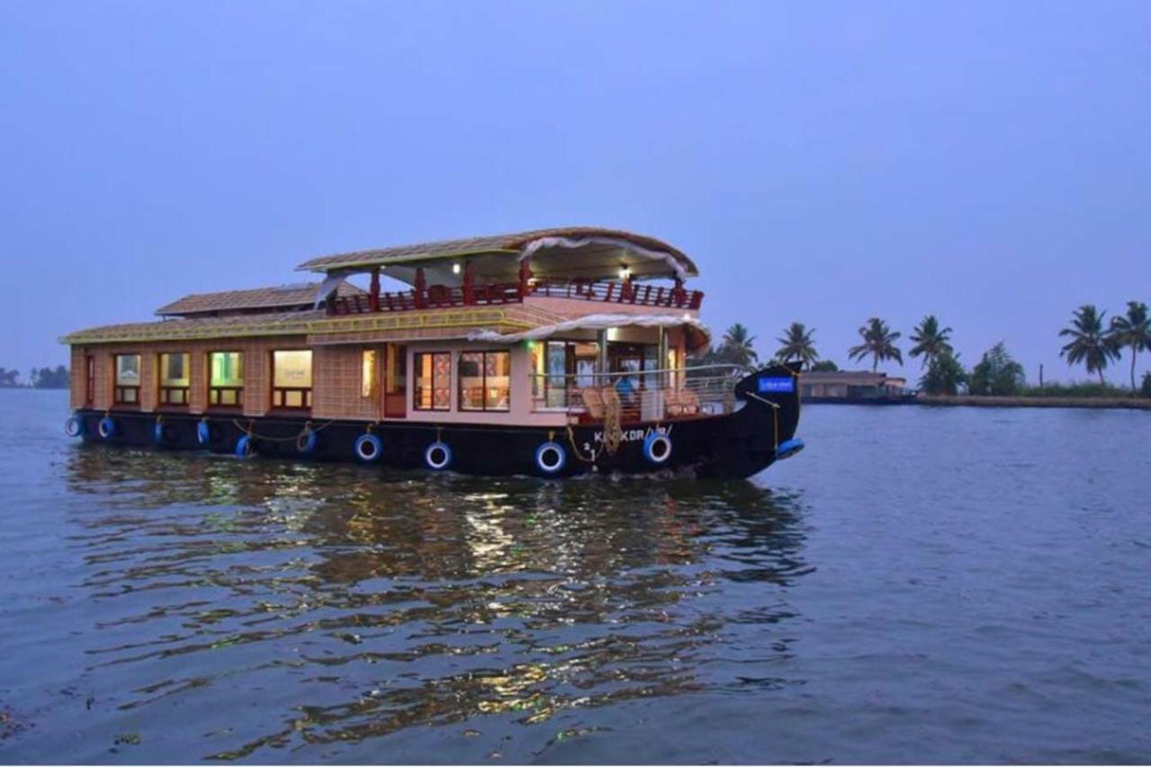 Hotel Cosy Premium Houseboats Alappuzha Exterior foto